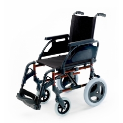 Fauteuil roulant Breezy Premium (ancien 250) | Couleur rouge | Fauteuil avec roues de 12" Siège de 43 cm