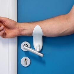 Attuatore porta senza...