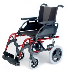 Sedia a rotelle in alluminio | Colore Rosso | Ruota da 12" | Breezy Style (nuovo modello 300) Asiento de 40,5 cm